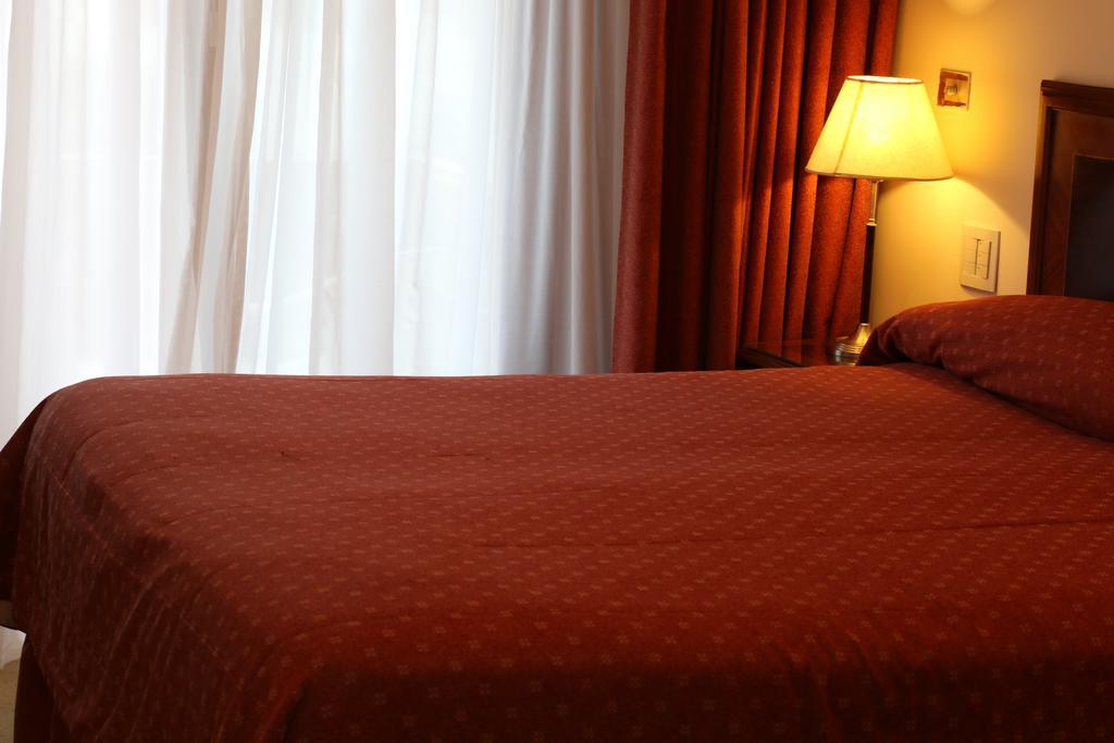 Hotel Amsterdam Мар-дель-Плата Экстерьер фото